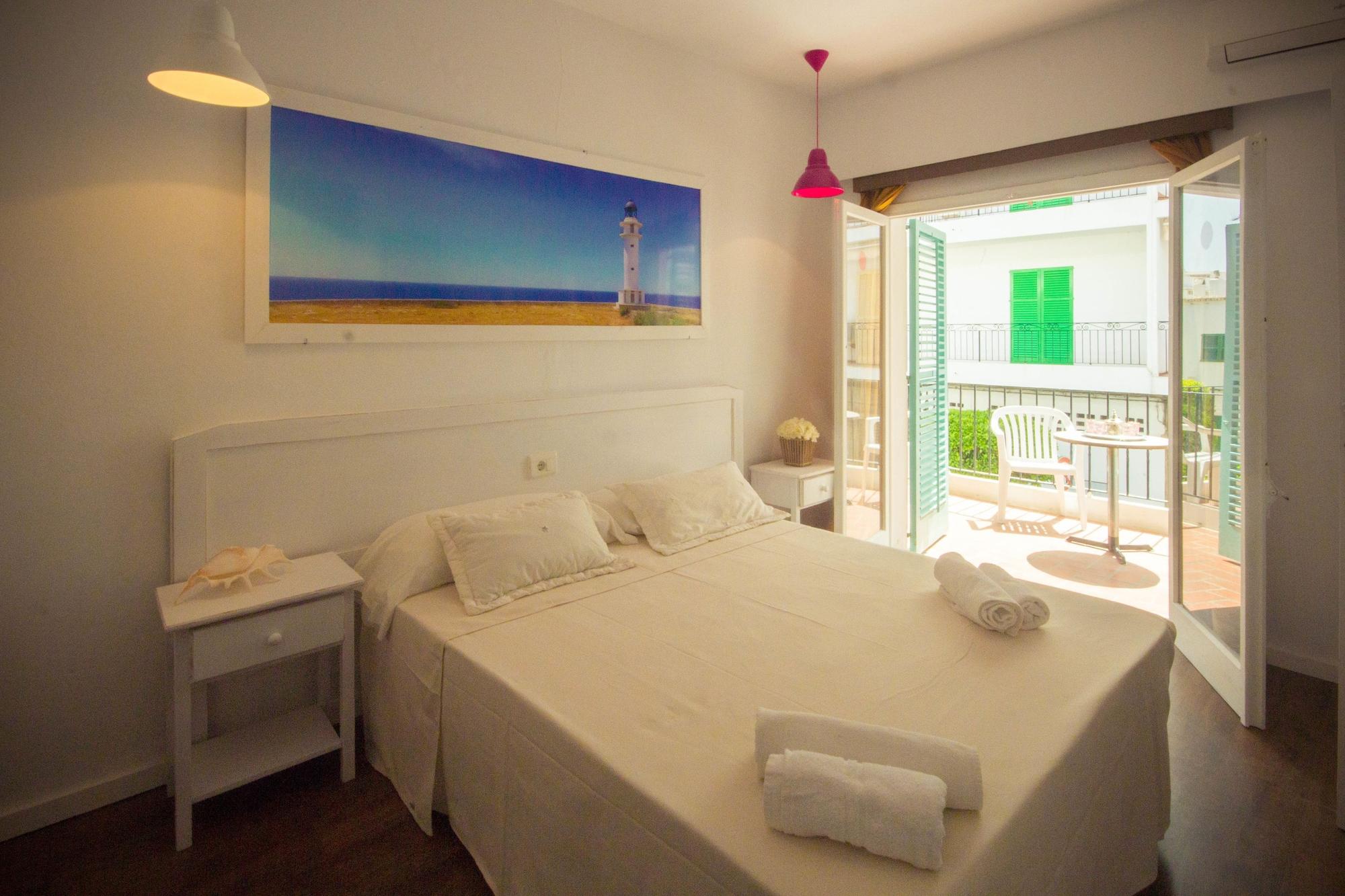 Hotel Hostal Sunset Ibiza Sant Antoni de Portmany Exterior foto